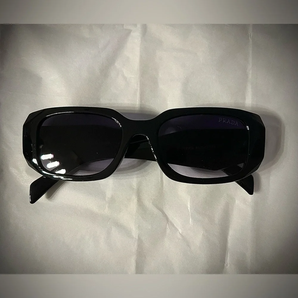 Black Geometric Sunglasses - Picture 8 of 12